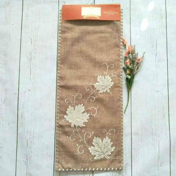 Wellesley Manor Harvest Table Runner 14x72 Applique Embroidery Lined Nice - Picture 1 of 5